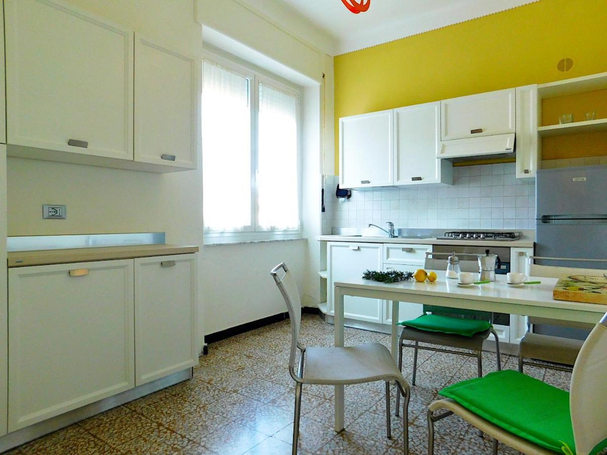 Villa Unifamiliare Con Posto Auto! Леванто Экстерьер фото